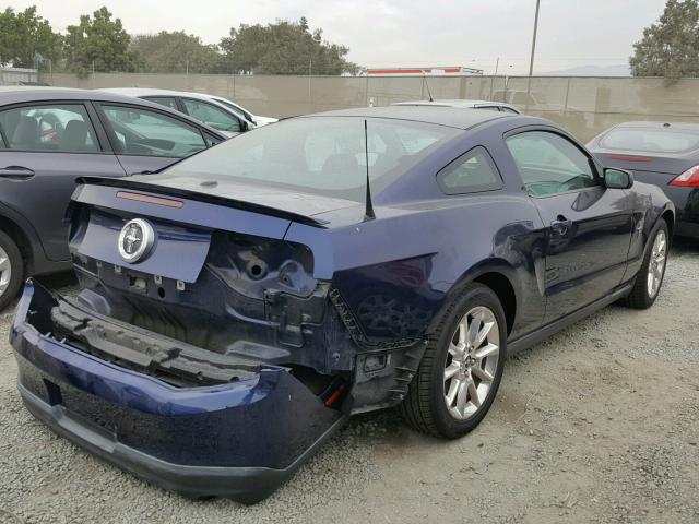 1ZVBP8AN1A5134403 - 2010 FORD MUSTANG BLUE photo 4