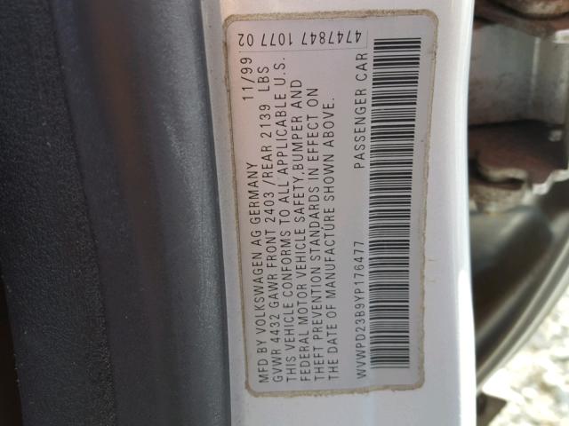 WVWPD23B9YP176477 - 2000 VOLKSWAGEN PASSAT GLX SILVER photo 10