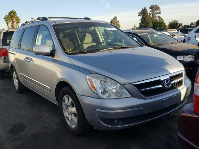 KNDMC233876019817 - 2007 HYUNDAI ENTOURAGE SILVER photo 1