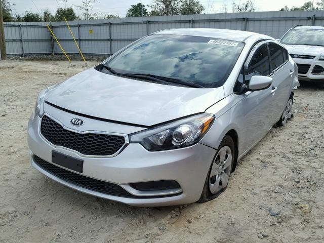 KNAFK4A63E5240293 - 2014 KIA FORTE LX SILVER photo 2