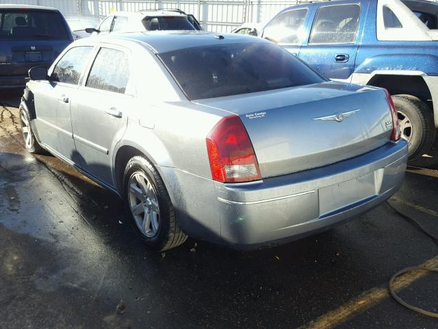 2C3KA53G37H776936 - 2007 CHRYSLER 300 TOURIN GRAY photo 3