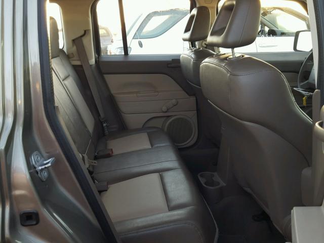 1J8FT28087D358086 - 2007 JEEP PATRIOT SP GOLD photo 6