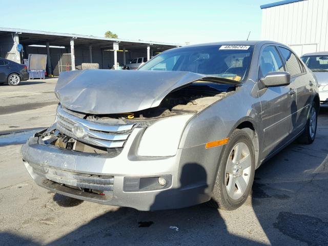 3FAHP07Z18R223961 - 2008 FORD FUSION SE GRAY photo 2