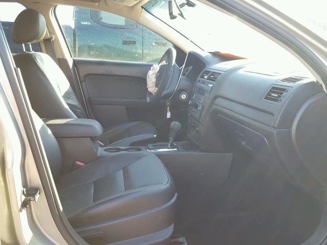 3FAHP07Z18R223961 - 2008 FORD FUSION SE GRAY photo 5