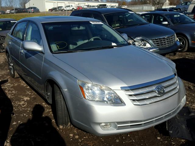 4T1BK36B36U161503 - 2006 TOYOTA AVALON XL SILVER photo 1