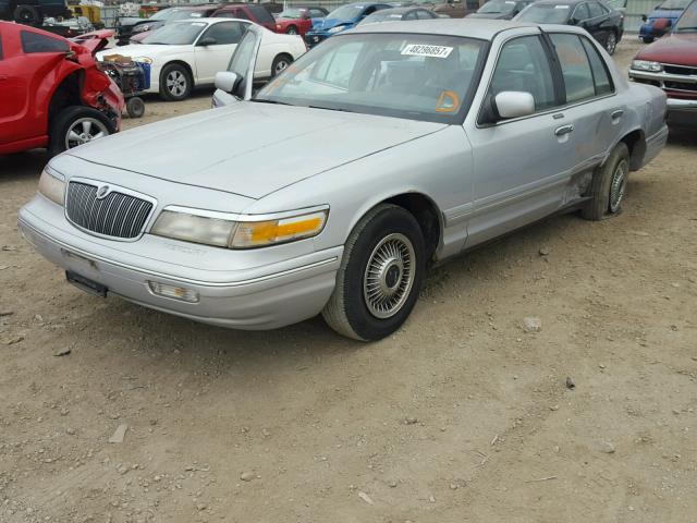 2MELM74W4VX703309 - 1997 MERCURY GRAND MARQ SILVER photo 2