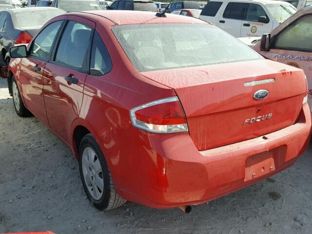 1FAHP34N18W252067 - 2008 FORD FOCUS S/SE RED photo 3