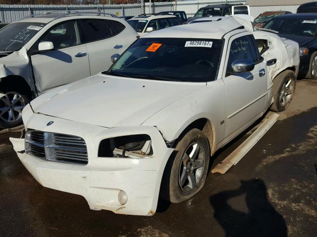 2B3CA3CVXAH153082 - 2010 DODGE CHARGER SX WHITE photo 2