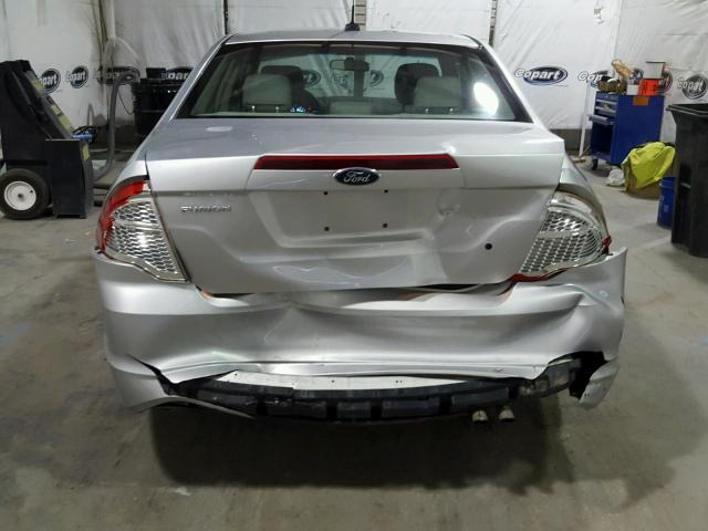 3FAHP0GA9CR440497 - 2012 FORD FUSION S SILVER photo 9