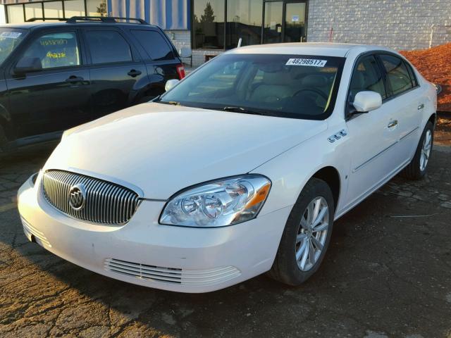 1G4HD57227U123468 - 2007 BUICK LUCERNE CX WHITE photo 2