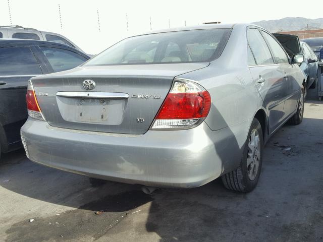 JTDBF32K050162726 - 2005 TOYOTA CAMRY LE 灰色 照片 4