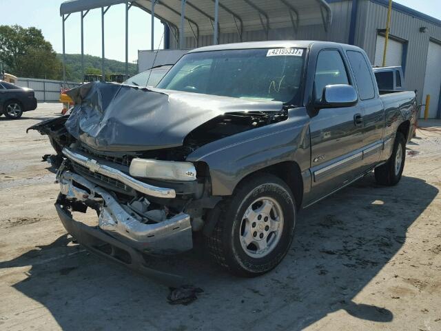 2GCEC19V811168024 - 2001 CHEVROLET SILVERADO GRAY photo 2