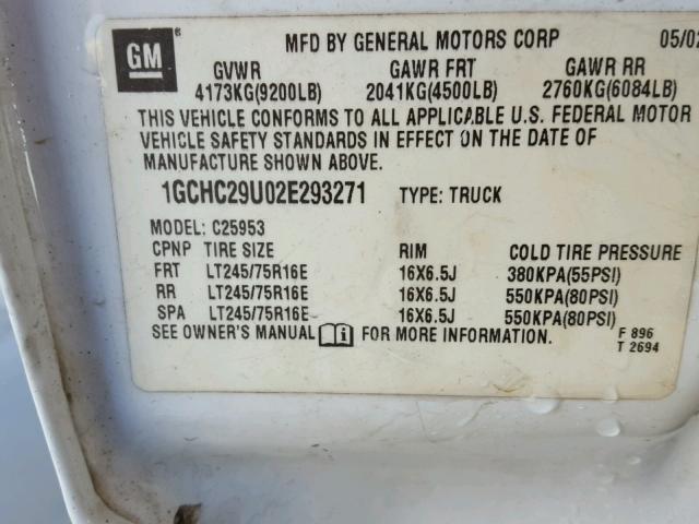 1GCHC29U02E293271 - 2002 CHEVROLET SILVERADO WHITE photo 10