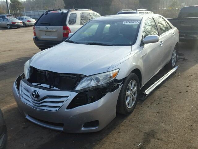 4T1BK3EK6AU099458 - 2010 TOYOTA CAMRY SE SILVER photo 2