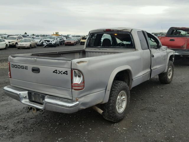 1B7GG22N6YS703908 - 2000 DODGE DAKOTA SILVER photo 4