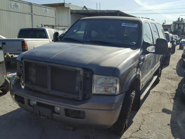 1FMNU43S75EB45704 - 2005 FORD EXCURSION BROWN photo 2