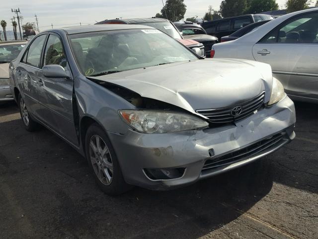 JTDBF32K250165269 - 2005 TOYOTA CAMRY LE SILVER photo 1