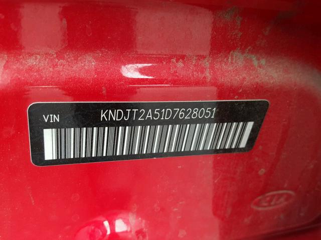 KNDJT2A51D7628051 - 2013 KIA SOUL RED photo 10