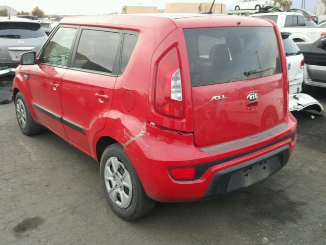 KNDJT2A51D7628051 - 2013 KIA SOUL RED photo 3