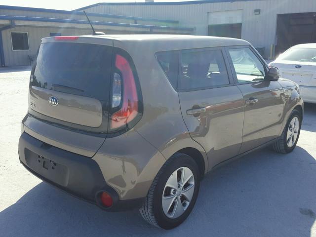 KNDJN2A29G7268628 - 2016 KIA SOUL BROWN photo 4