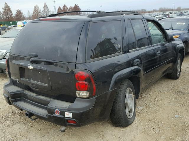 1GNDT13S582206322 - 2008 CHEVROLET TRAILBLAZE BLACK photo 4