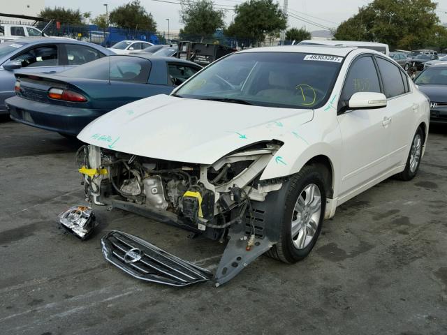 1N4AL2AP8AN527376 - 2010 NISSAN ALTIMA BAS WHITE photo 2