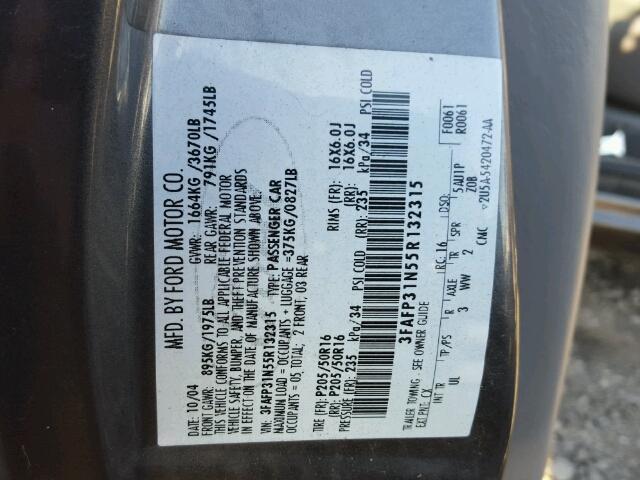 3FAFP31N55R132315 - 2005 FORD FOCUS ZX3 GRAY photo 10