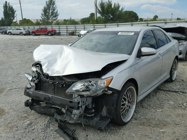 4T1BF1FK2DU637973 - 2013 TOYOTA CAMRY L SILVER photo 2