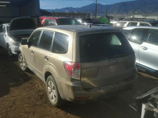 JF2SH61669G748717 - 2009 SUBARU FORESTER 2 BEIGE photo 3