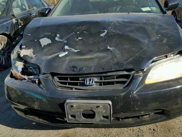 1HGCG3252YA027243 - 2000 HONDA ACCORD EX BLACK photo 7