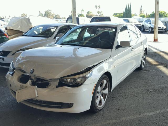 WBANU535X8CT01607 - 2008 BMW 528 I WHITE photo 2