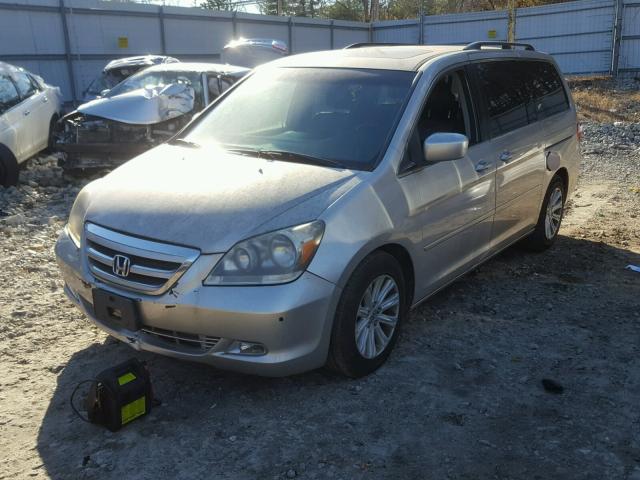 5FNRL38875B111082 - 2005 HONDA ODYSSEY TO GREEN photo 2