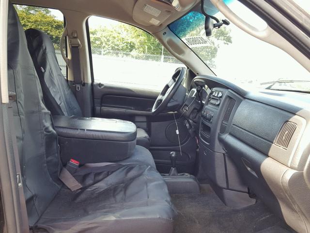 3D7KU28CX4G261537 - 2004 DODGE RAM 2500 S 黑色 照片 5