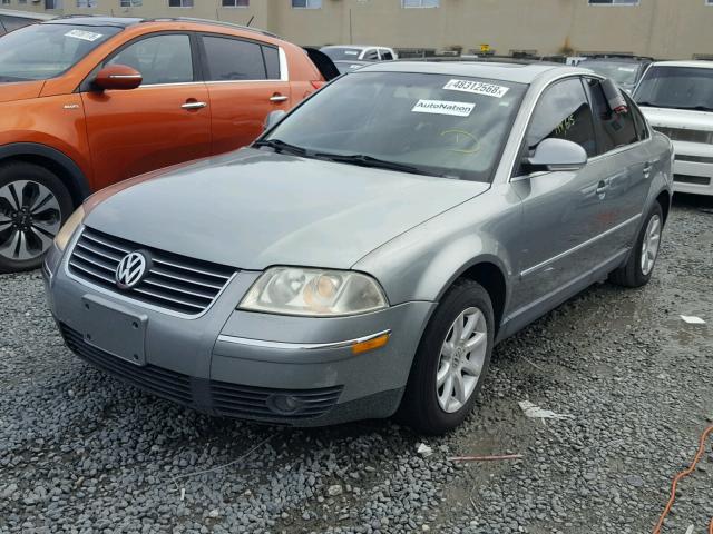 WVWPD63B04P208038 - 2004 VOLKSWAGEN PASSAT GLS GRAY photo 2