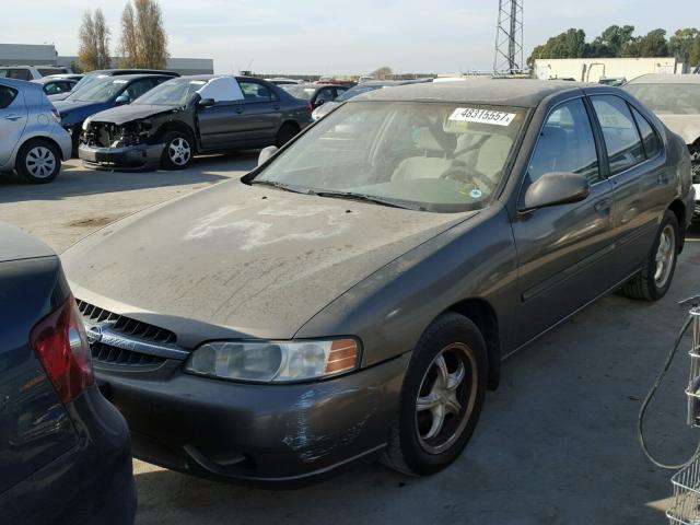 1N4DL01D8YC123877 - 2000 NISSAN ALTIMA XE GRAY photo 2