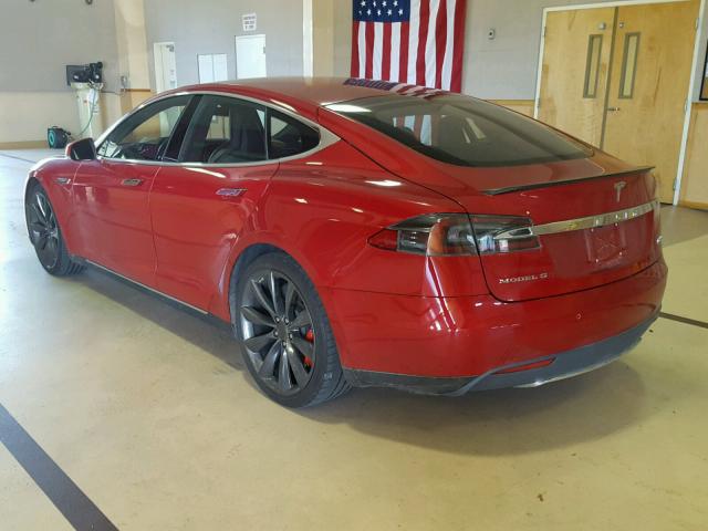 5YJSA1E44GF120404 - 2016 TESLA MODEL S RED photo 3