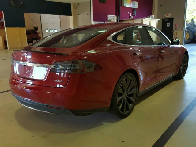 5YJSA1E44GF120404 - 2016 TESLA MODEL S RED photo 4