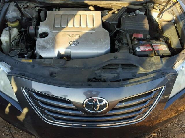 4T1BK46K29U092183 - 2009 TOYOTA CAMRY SE GRAY photo 7