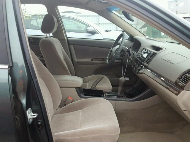 JTDBE32KX30193627 - 2003 TOYOTA CAMRY LE 绿色 照片 5