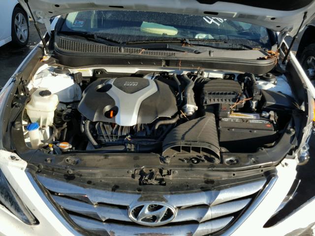 5NPEC4AB5CH443188 - 2012 HYUNDAI SONATA SE WHITE photo 7