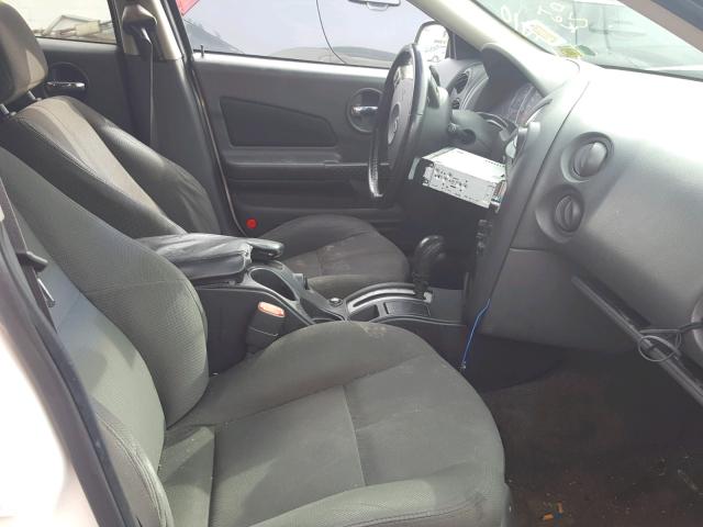 2G2WR524841228582 - 2004 PONTIAC GRAND PRIX WHITE photo 5