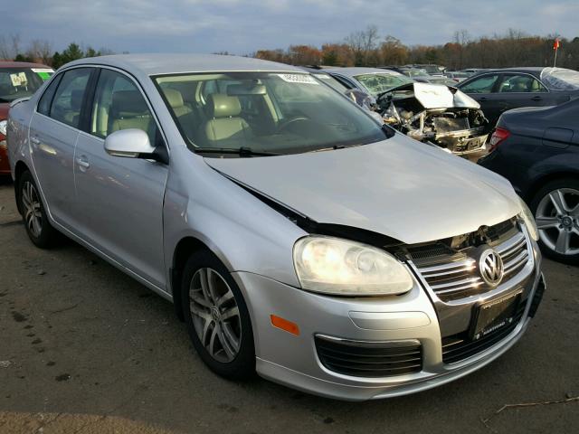 3VWRG71K16M847611 - 2006 VOLKSWAGEN JETTA 2.5 SILVER photo 1