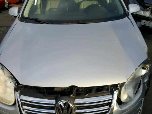 3VWRG71K16M847611 - 2006 VOLKSWAGEN JETTA 2.5 SILVER photo 7