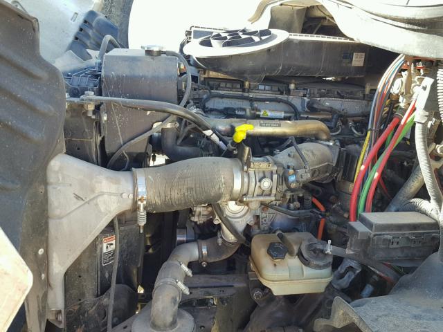 1FUJGBDV7BSAX9963 - 2011 FREIGHTLINER CASCADIA 1 WHITE photo 7