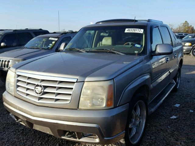 3GYEK63N52G279917 - 2002 CADILLAC ESCALADE E TAN photo 2