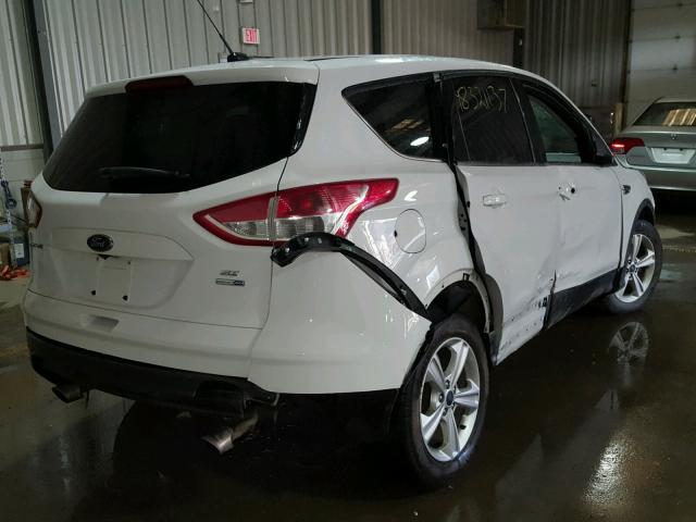 1FMCU9GX1EUE28437 - 2014 FORD ESCAPE SE WHITE photo 4