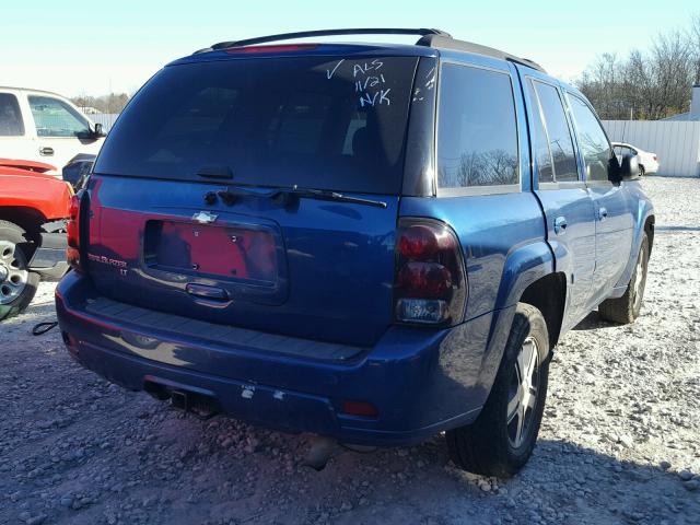 1GNDT13SX62127550 - 2006 CHEVROLET TRAILBLAZE BLUE photo 4