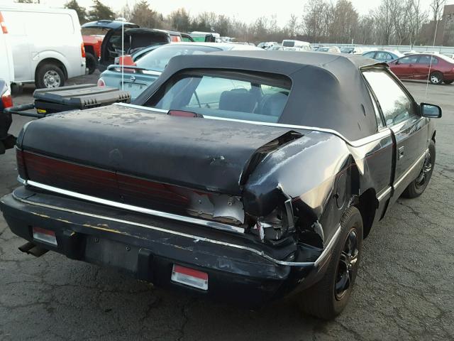 1C3XU4530NF239036 - 1992 CHRYSLER LEBARON 黑色 照片 4