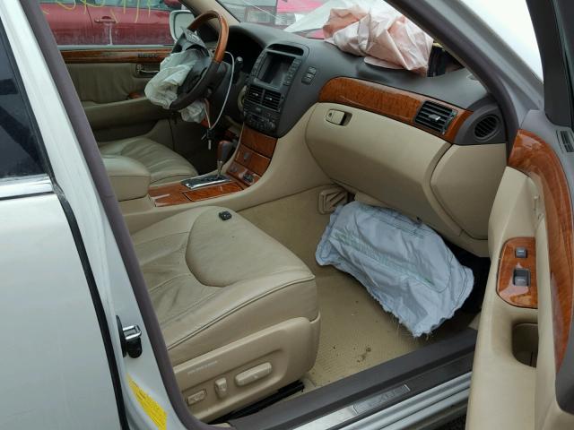 JTHBN36F340141107 - 2004 LEXUS LS 430 WHITE photo 5