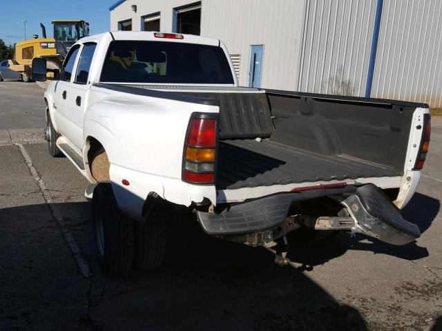 1GTJC33DX7F111397 - 2007 GMC NEW SIERRA WHITE photo 3